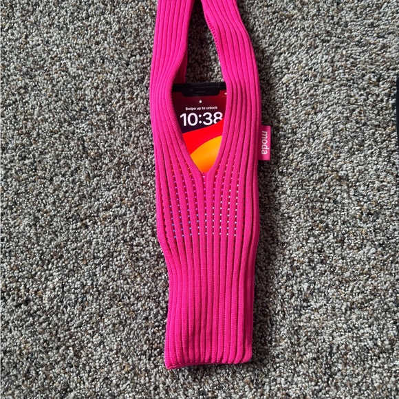 MODA Hot pink and black stylish phone holder strap portable case - Picture 5 of 8